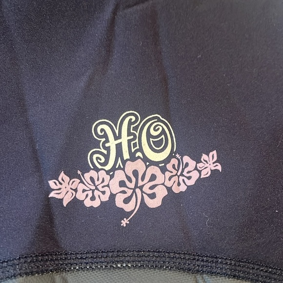 HO Watersports neoprene wetsuit spring shorty women’s size 8 worn only once - Picture 2 of 8